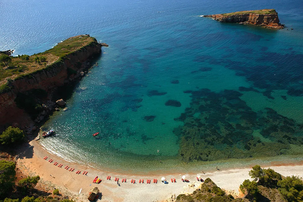 Kokkinokastro beach on Alonissos